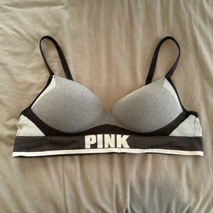 PINK Lightly Lined Wireless Sports Bra size M